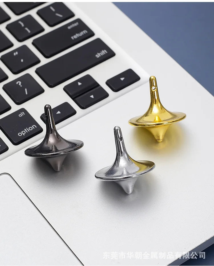 Soulageur de stress EDC haut de gamme : plateau tournant de précision en métal portable, alliage de zinc, totem vintage, équilibre parfait pour votre bureau
